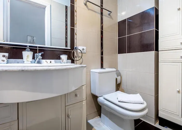 2d2 Beautiful Oasis 3 Bedrooms Duplex Appartement *