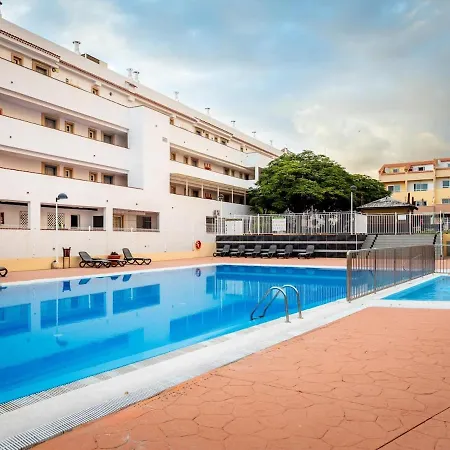 2d2 Beautiful Oasis 3 Bedrooms Duplex Apartment *