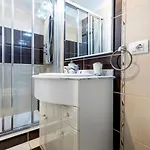 2d2 Beautiful Oasis 3 Bedrooms Duplex Адехе