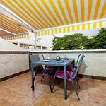 Апартаменти 2d2 Beautiful Oasis 3 Bedrooms Duplex *